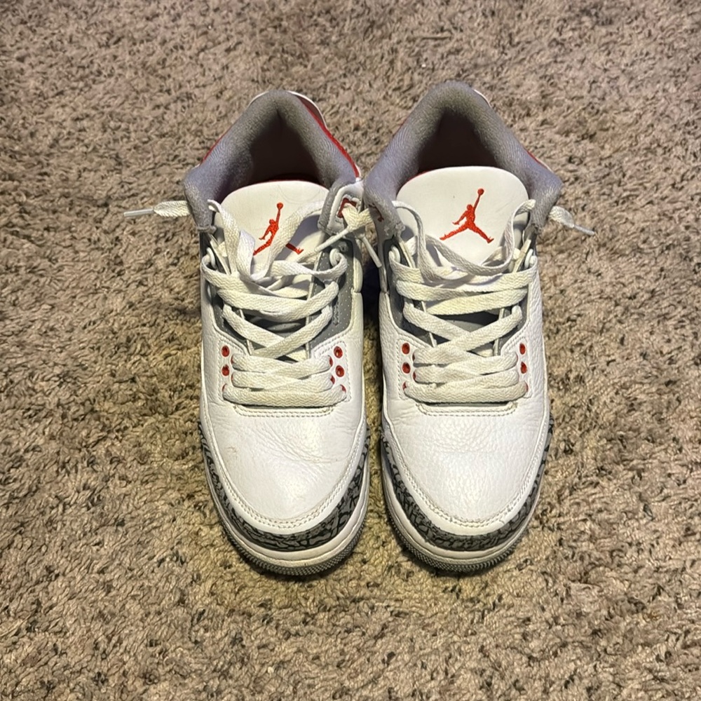 Jordan 3 fire red youths